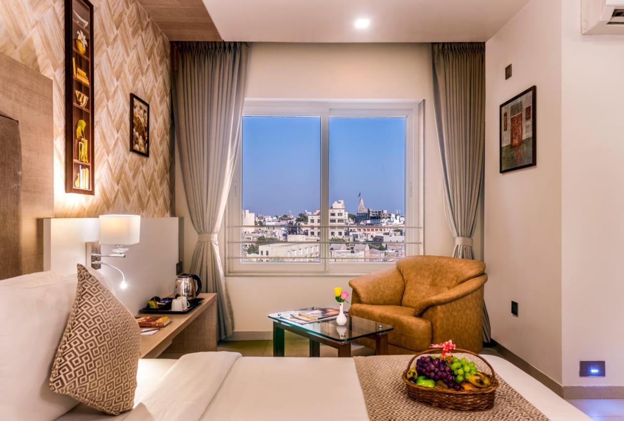 Dwarkadhish Lords Eco Inn Exterior photo