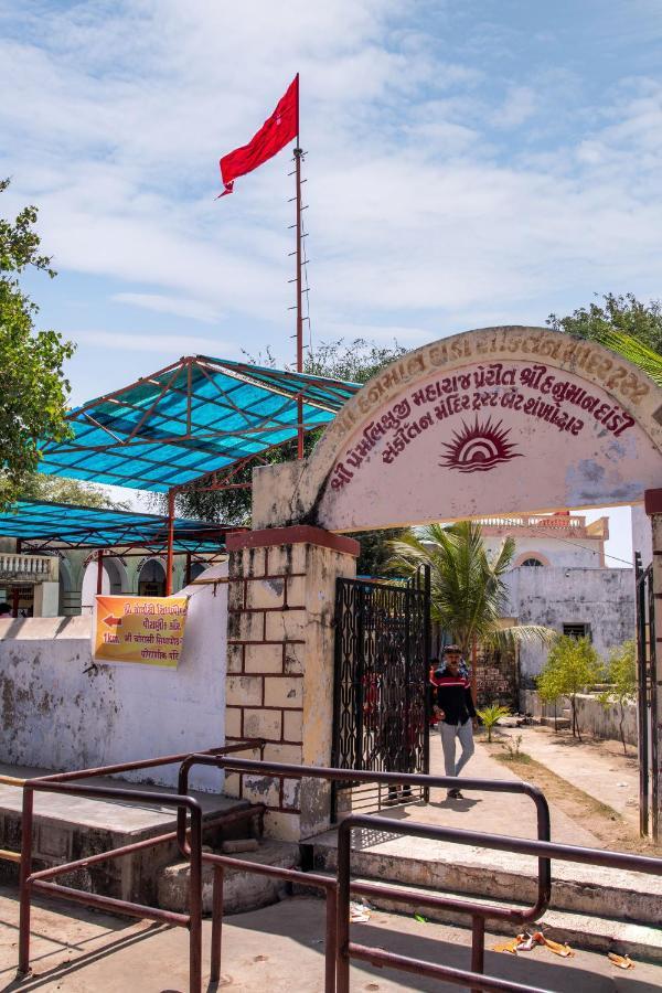 Dwarkadhish Lords Eco Inn Exterior photo